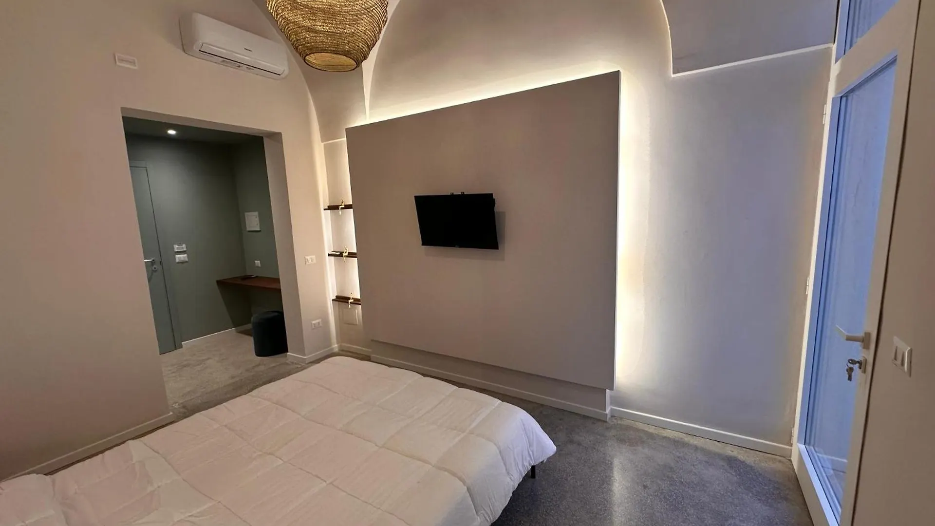 September Suite Lecce